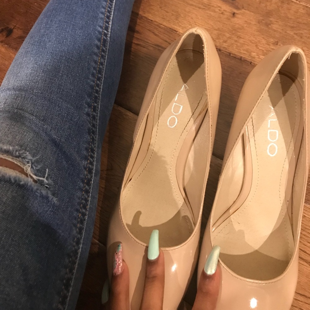 Nude shoes